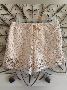 H.I.P. Lace Ivory Shorts Elastic Waist Fully Lined